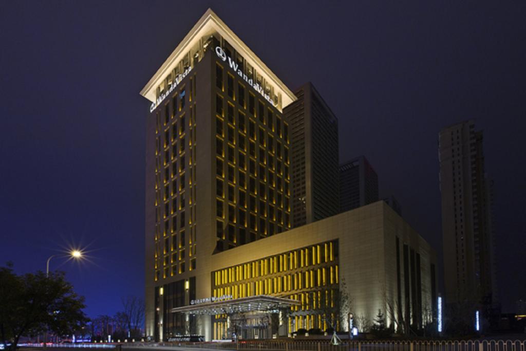 Отель Wanda Vista Шеньян Экстерьер фото